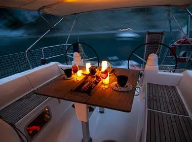 Private Overnight Sailing Experience in Cascais